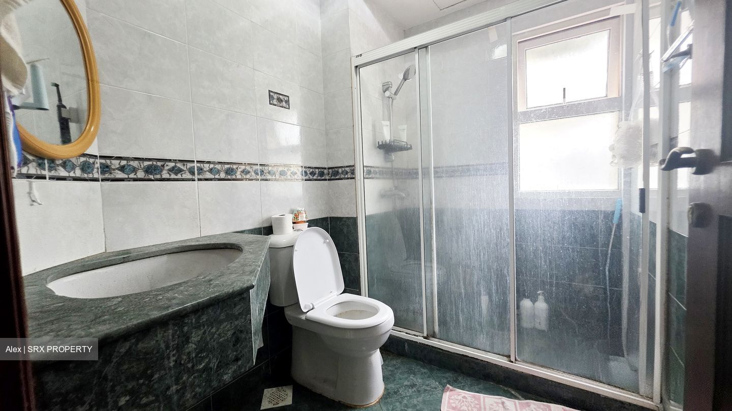 Jalan Senyum (D14), Semi-Detached #555278171